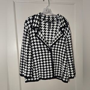 Josephine Chaus Black and White Houndstooth Cardigan